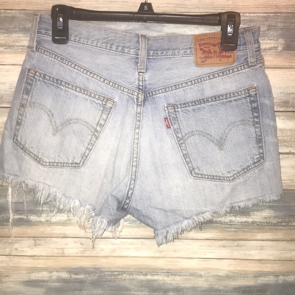 Levi’s 501 cut off distressed size 27 denim - Picture 8 of 9